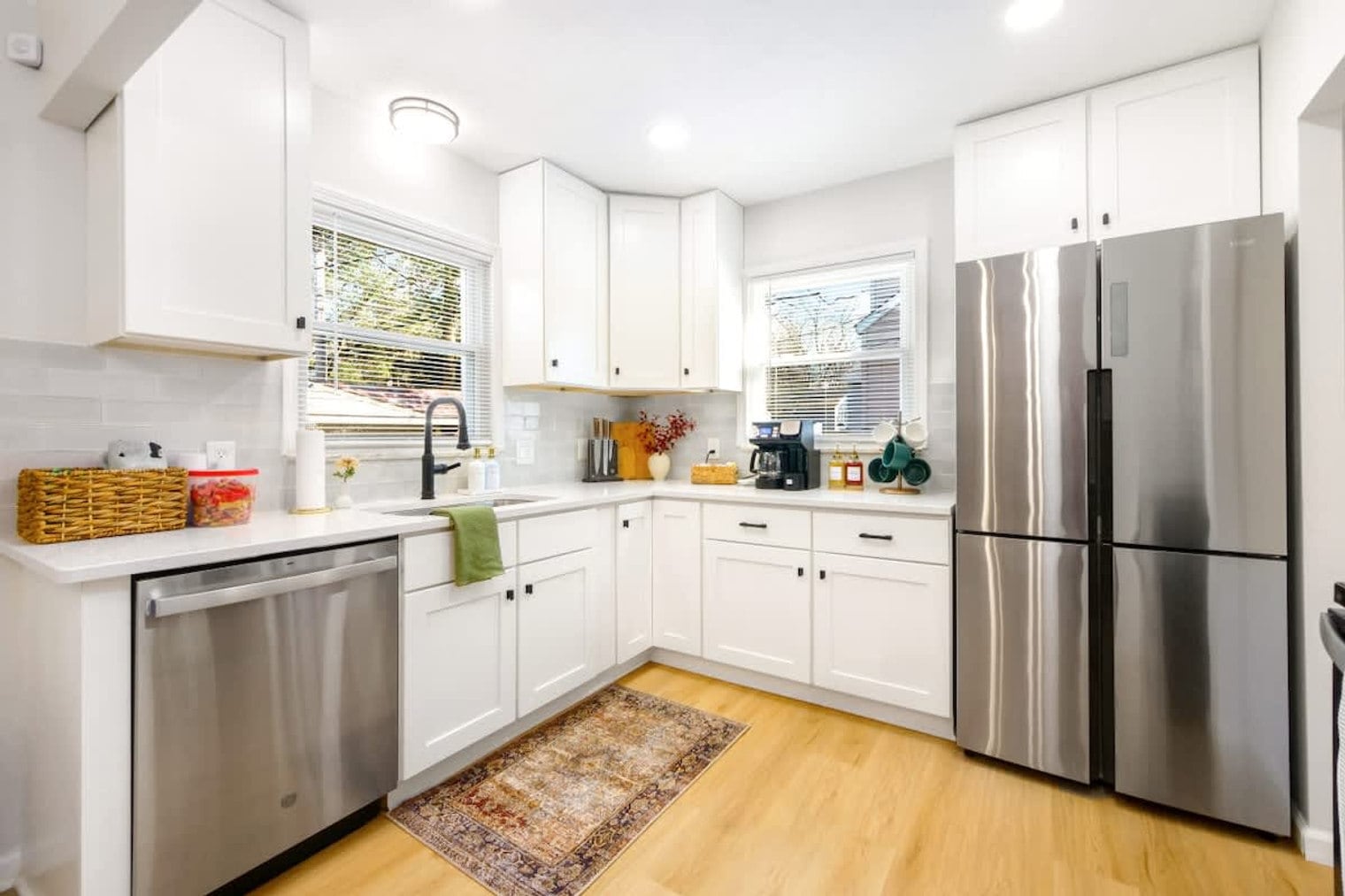 Building Photo - 6059 Maplecliff Dr