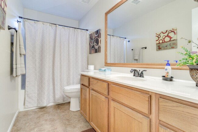 Building Photo - 1116 S Ironwood Ct
