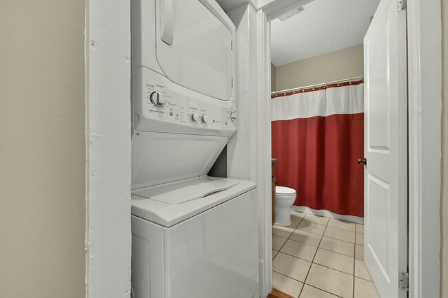 Building Photo - 345 Chittenden Ave