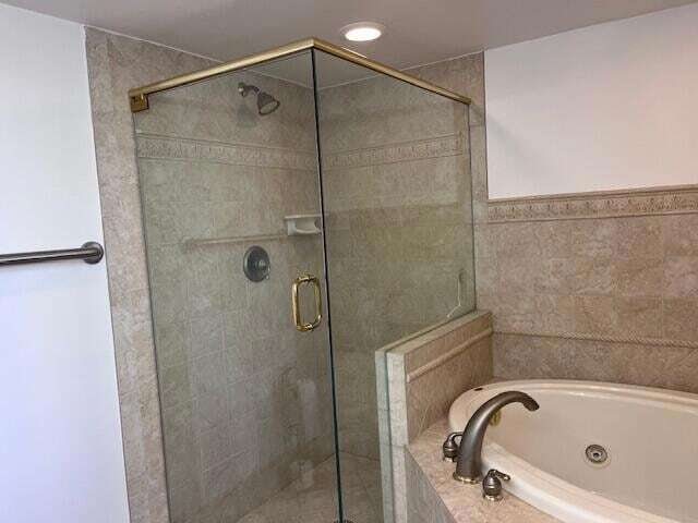 Building Photo - 4200 N Ocean Dr