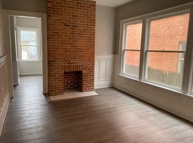 Building Photo - 133 Southside Pkwy