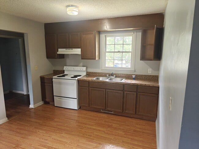 Building Photo - 4525 Legion Rd