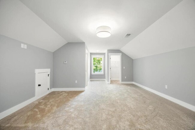 Building Photo - 269 Sentry Oaks