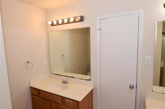 Building Photo - 13227 Alsatian Ct