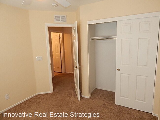 Building Photo - 3 br, 2.5 bath House - 9160 Column Court