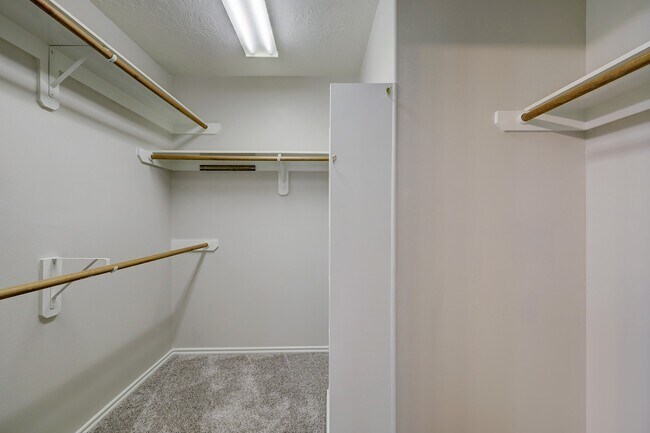 Building Photo - 182 W Stedhill Loop