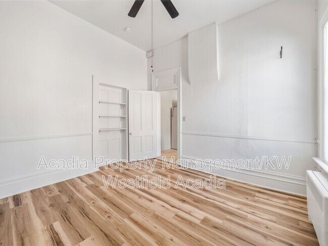 Building Photo - 256 N 500 W