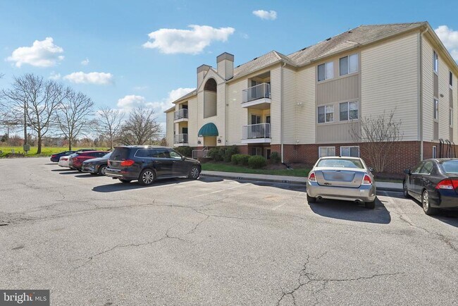 Building Photo - 2104 Whitehall Rd