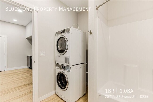 Building Photo - 20711 SE Stark St