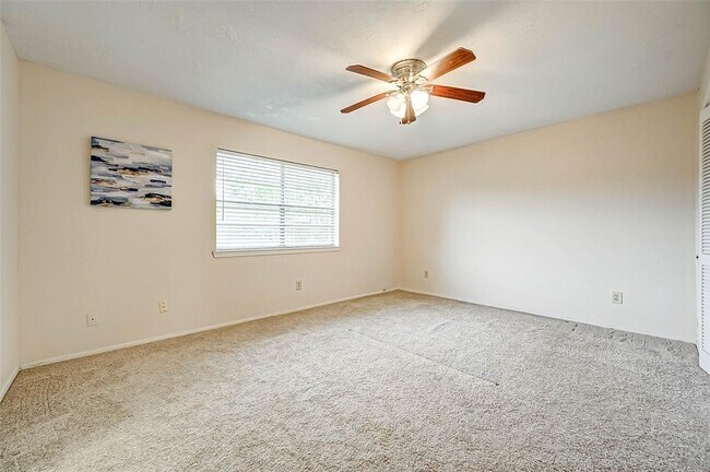 Building Photo - 9915 Towne Tower Ln