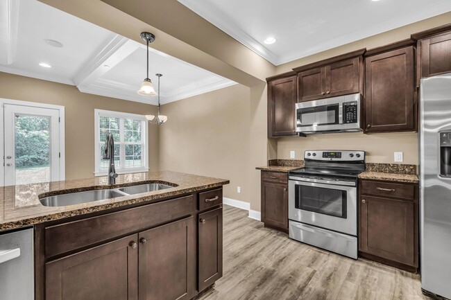 Building Photo - 6709 Briana Way