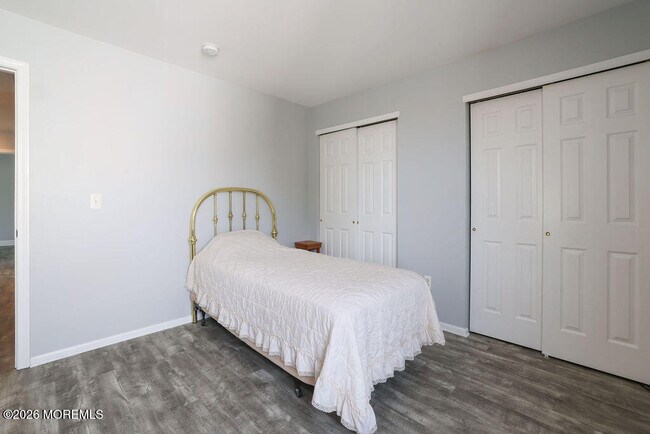 Building Photo - 12 Osbourne Ct