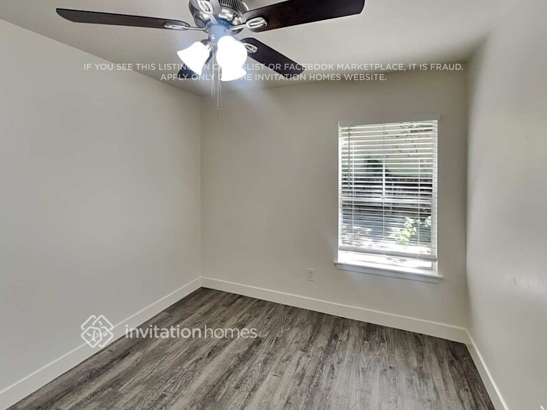 Building Photo - 6 Canyon Oak Pl