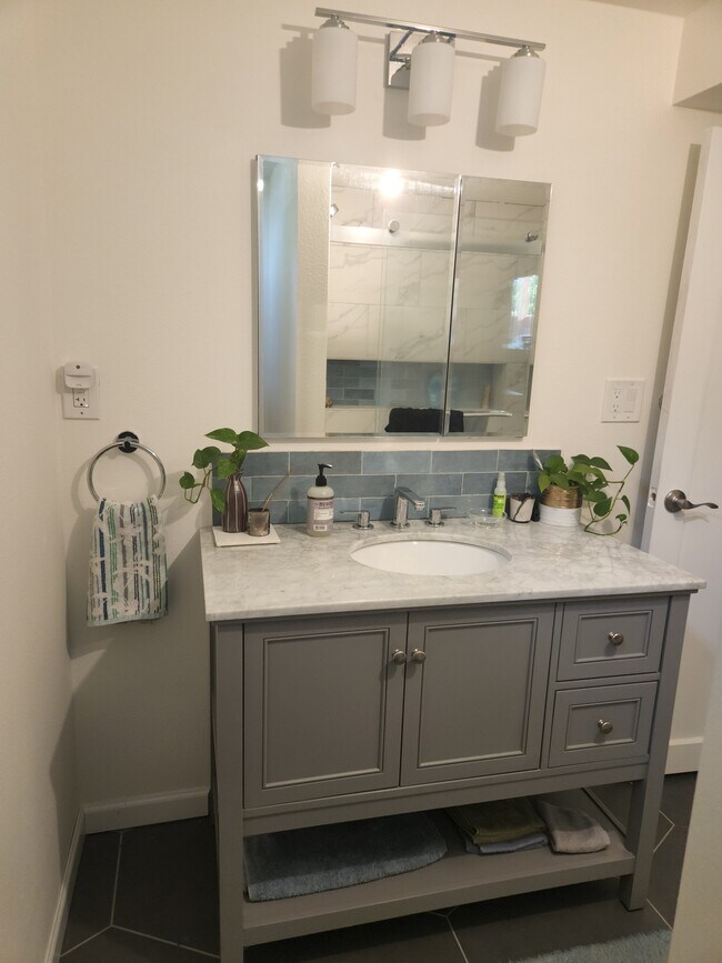 3rd bathroom - 6845 N Atlantic Ave