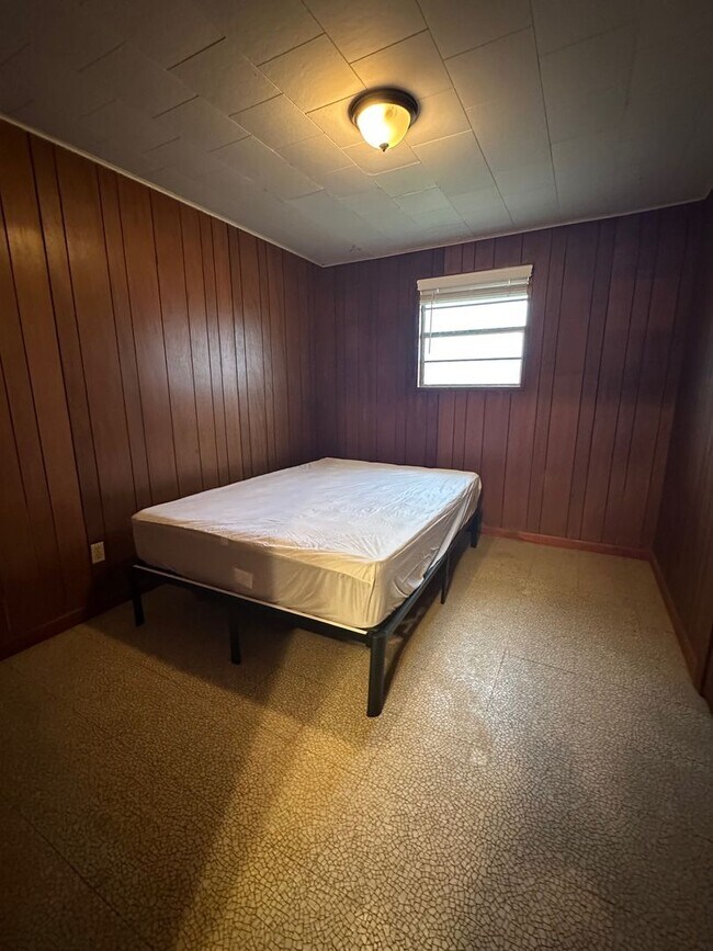 Building Photo - 35065 Paul Leblanc Ln