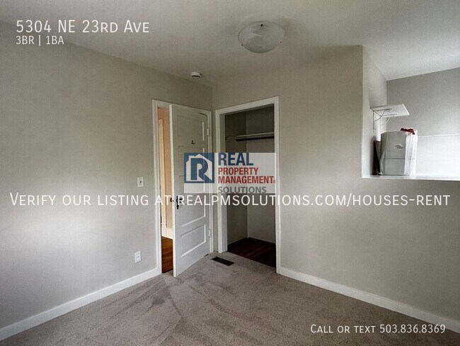 Building Photo - 5304 NE 23rd Ave