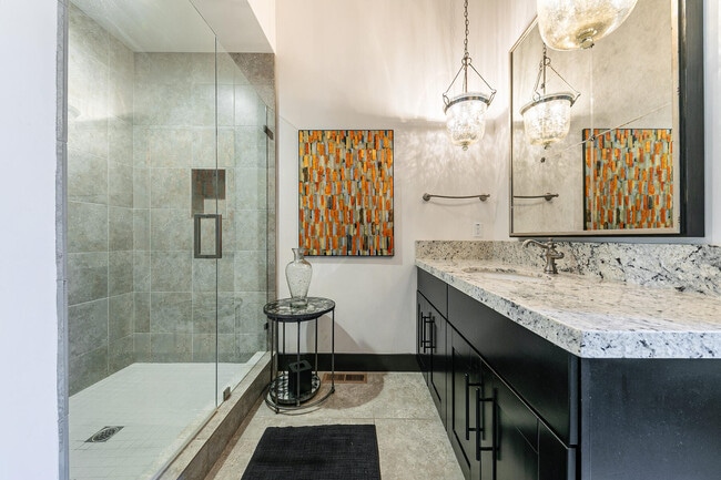 Building Photo - 9269 Heartwood Dr