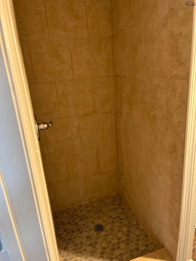 Building Photo - 3501 York St