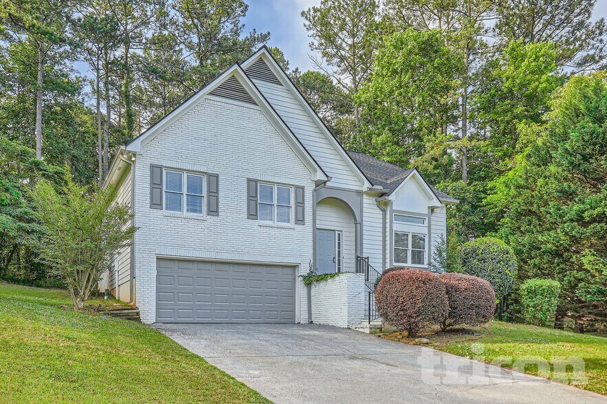 Building Photo - 985 Brookmont Dr S W