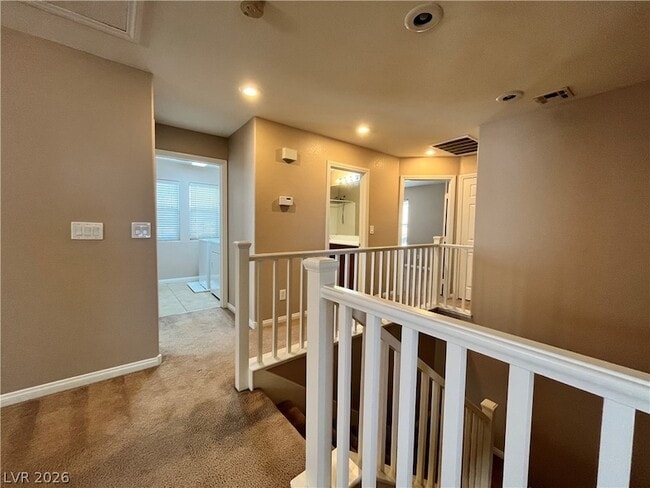 Building Photo - 548 Ivy Spring St