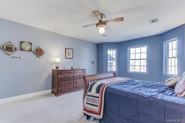 Building Photo - 5 Fant Farm Ln