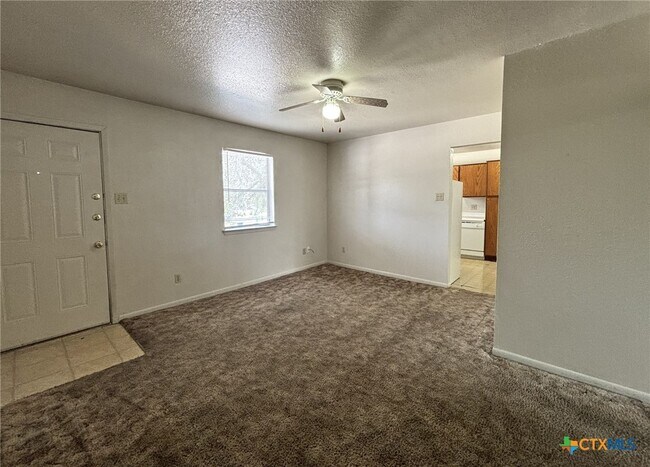 Building Photo - 305 Northern Dove Ln