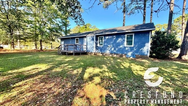 Building Photo - Coziest 3 Bed, 2 Bath - 15 MINUTES FROM YA...