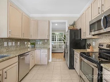 Building Photo - 6221 Padget Parrish Ct