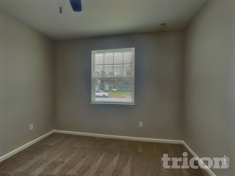 Building Photo - 454 Vineyard Ln