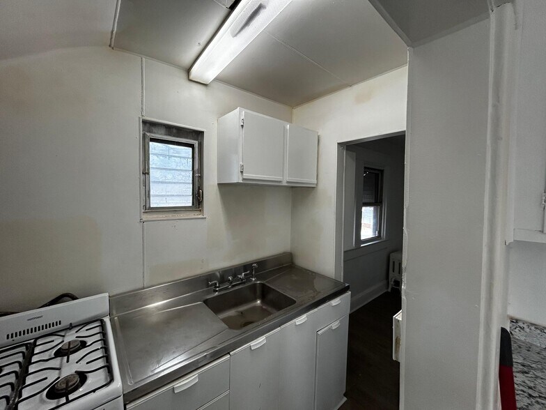 Building Photo - 4100 Ritchie Hwy