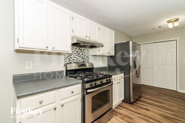 Building Photo - 3765 Willow Ridge Rd