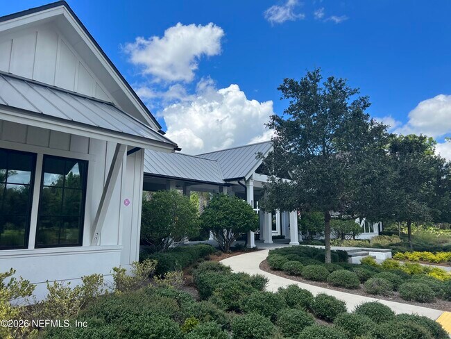 Building Photo - 238 Wineberry Ln