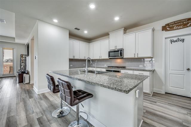 Building Photo - 4128 Wood River Trl