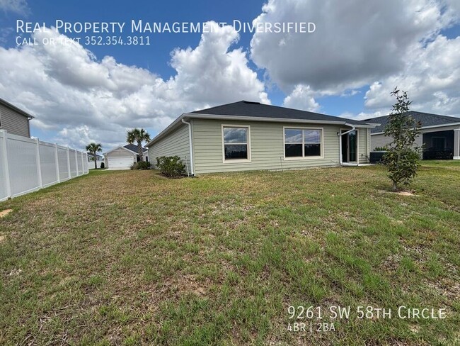 Building Photo - 9261 SW 58th Cir