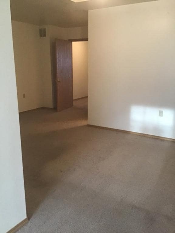 Building Photo - 1400 Frosty Dr