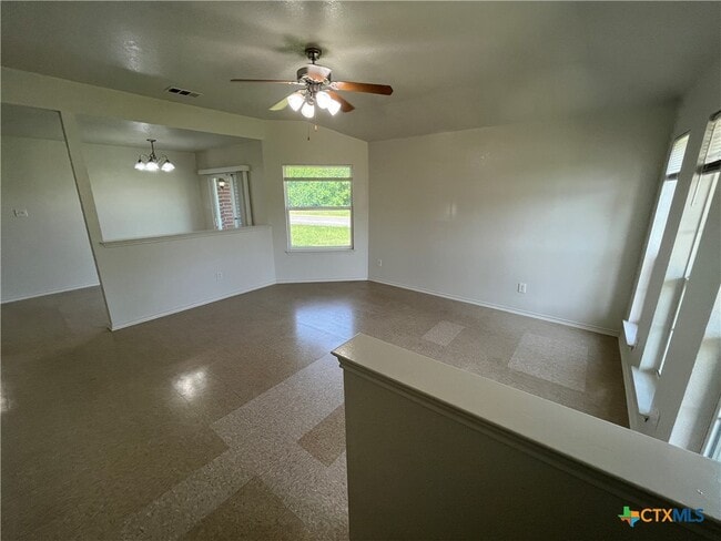 Building Photo - 503 E Union Ave