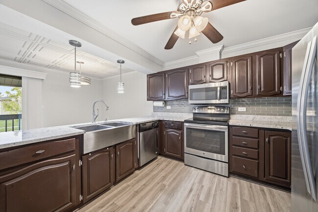 Building Photo - 15700 86th Ave