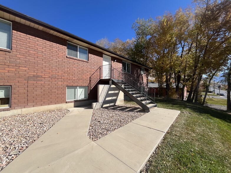 Front - 2173 S State St