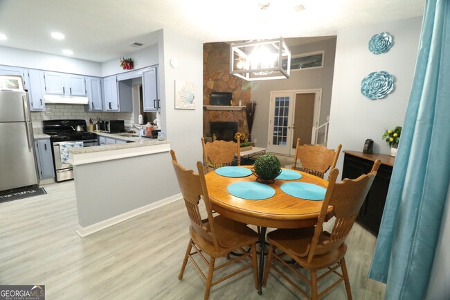 Building Photo - 933 Ohara Dr