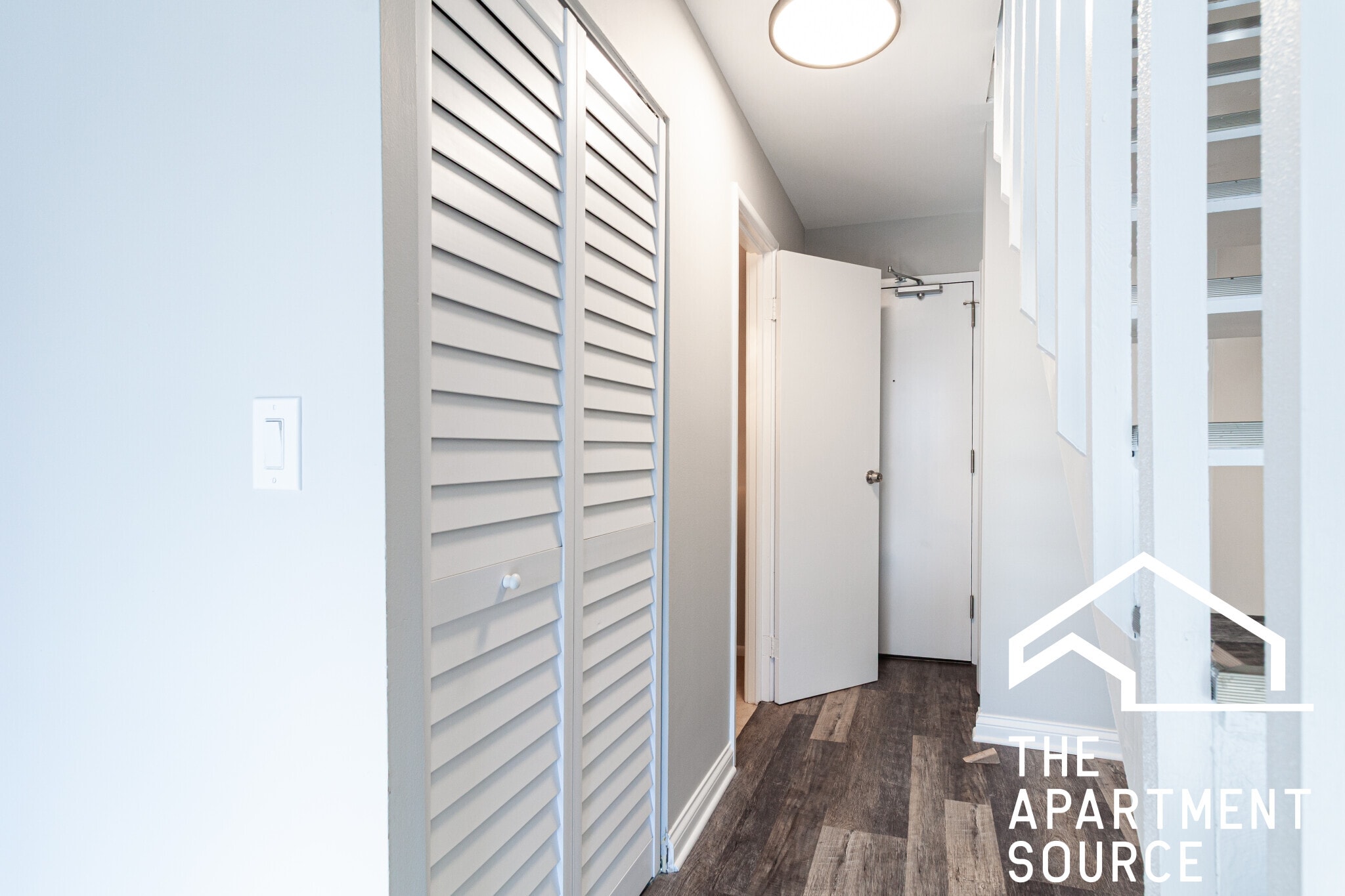 Building Photo - 737 W Gordon Ter