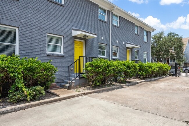 Building Photo - 1548 Ashland St