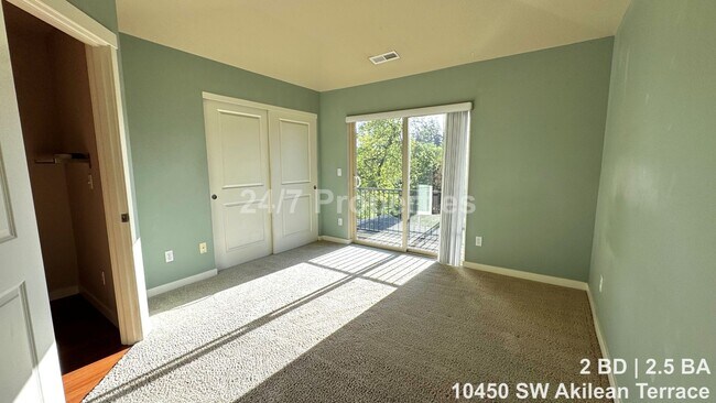 Building Photo - Bright 2 BD | 2.5 BA Townhome with A/C and Parking - Tigard