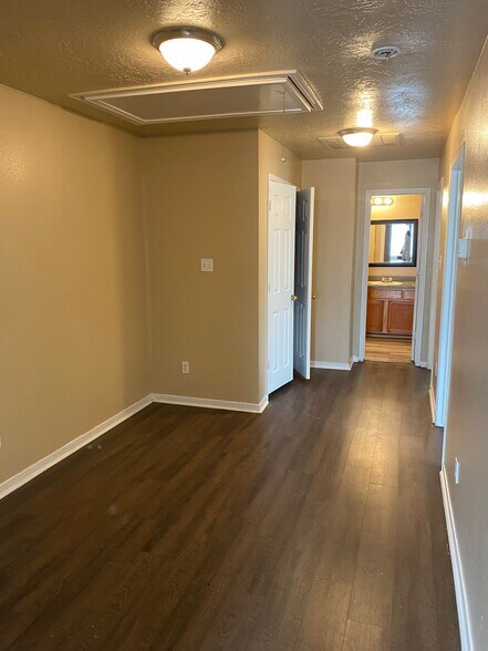 Building Photo - 8130 Jutland Rd