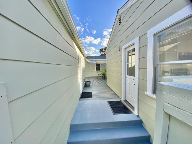 Building Photo - 4491 Coronado Ave