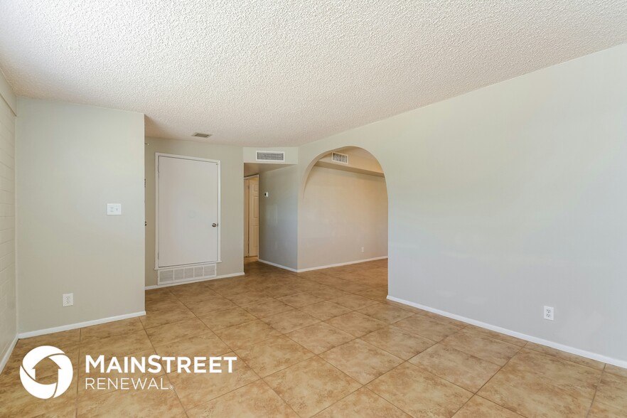 Building Photo - 8402 E Shasta Dr