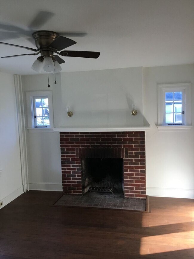 Building Photo - 3 br, 2 bath House - 2090 NEW DANVILLE PIKE