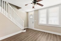 Building Photo - 2843 Pelham Ave