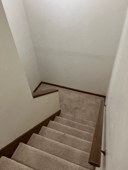 Building Photo - 2840 Blairstone Ct