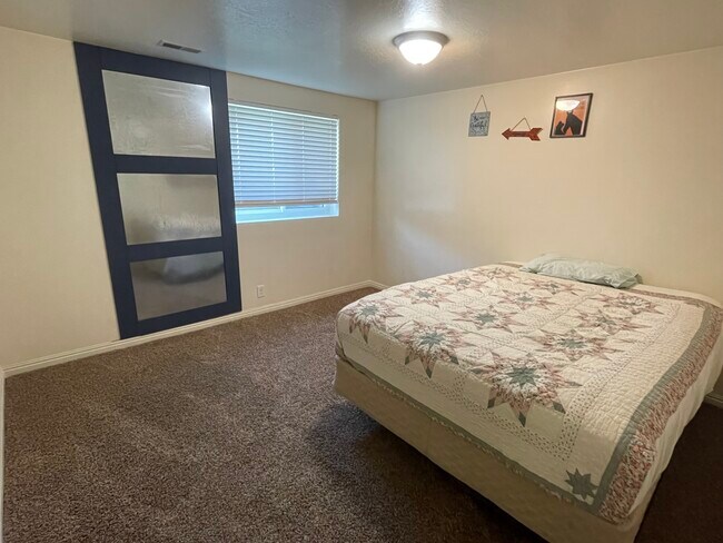 Building Photo - 5942 S 3975 W