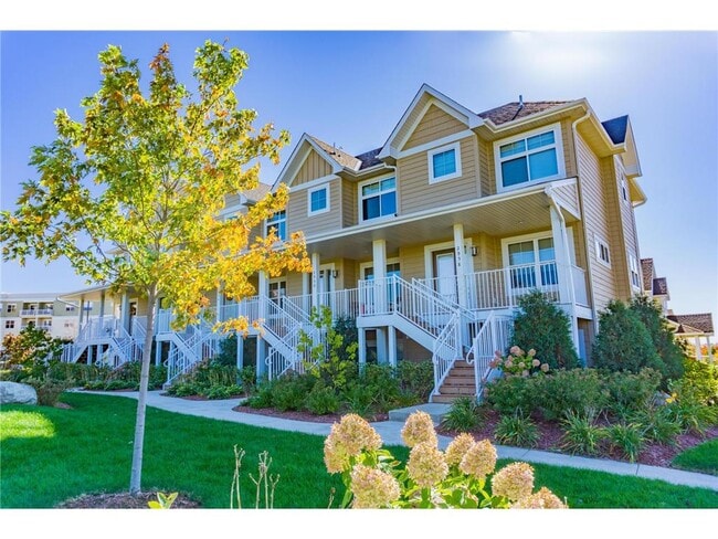 Building Photo - 2950 Clover Ridge Dr